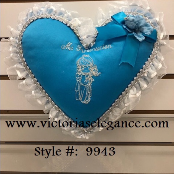 “Mi Presentacion” Tiara Heart Pillow Embroidered - Picture 1 of 1